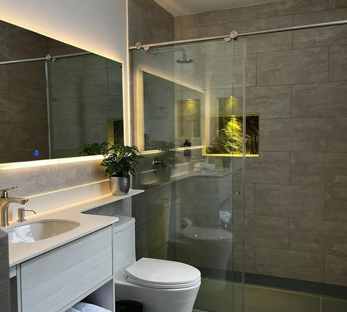 Florentina Living 301 麦德林